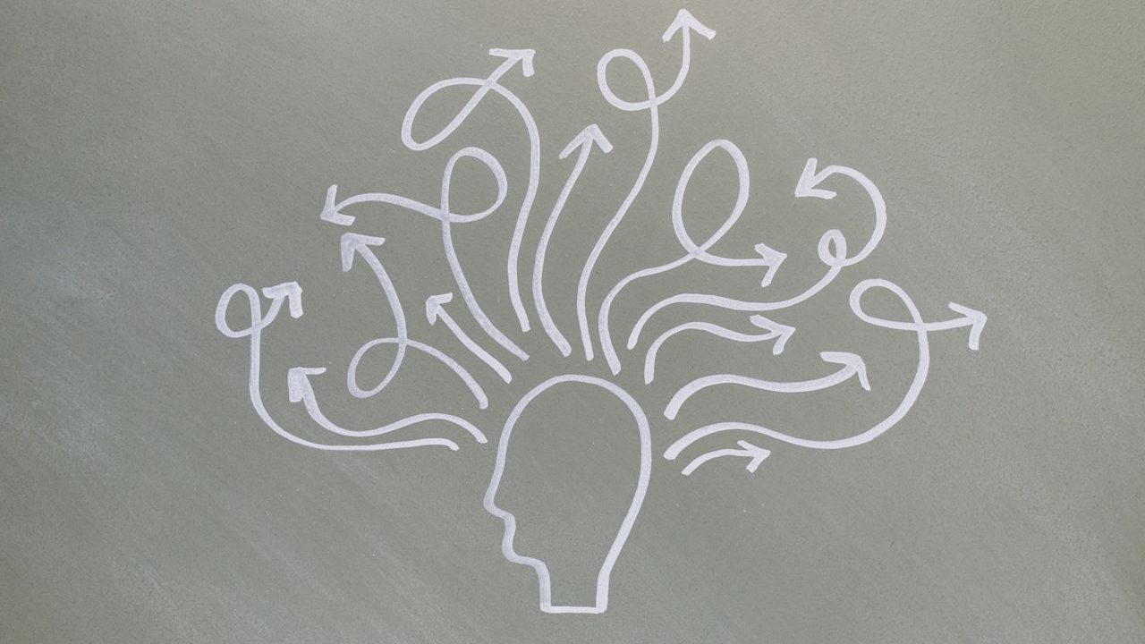 Accueil Illustration du mental envahissant et de la surcharge cognitive